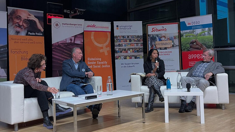 Podium bei Entwicklungstagung 2025