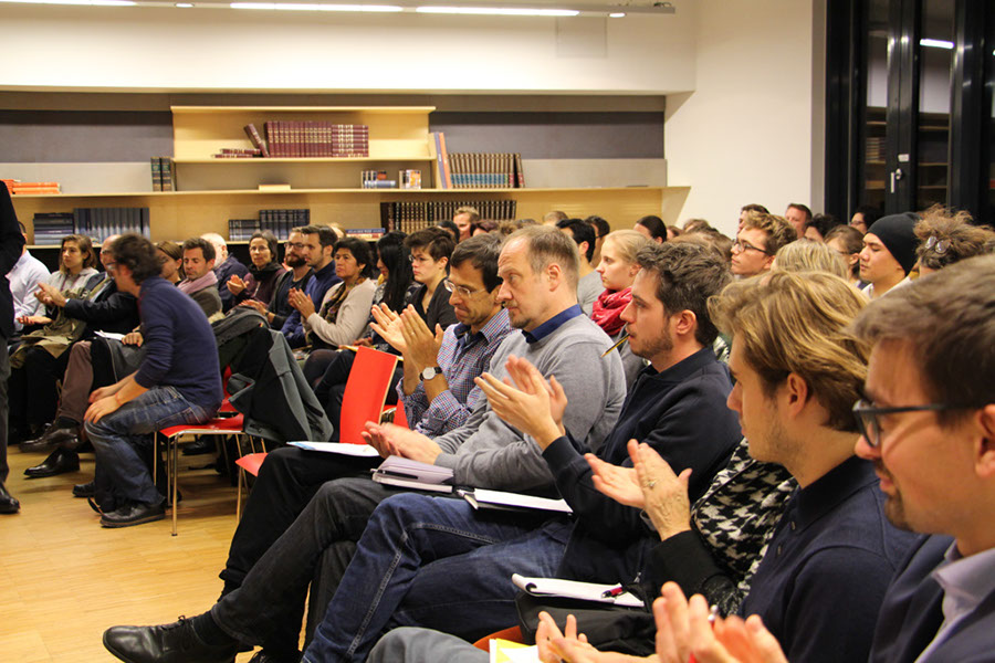 %_tempFileName7a_Audience%