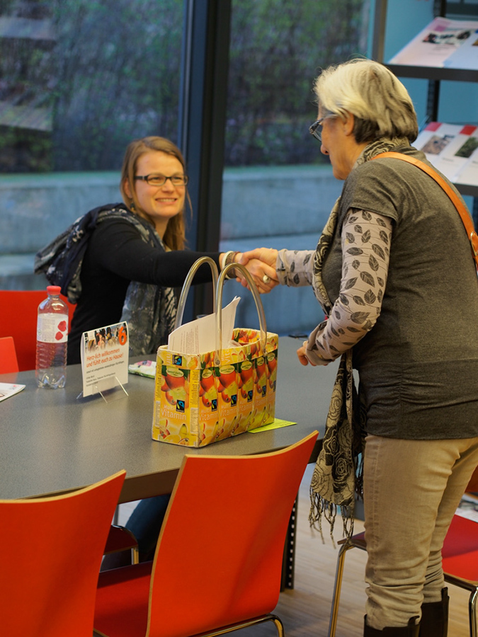 %_tempFileNamelivingbooks%20(26)%